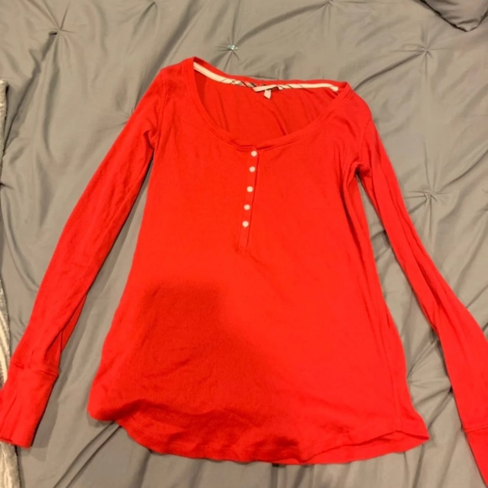 Victoria Secrets PJs - Picture 3 of 7